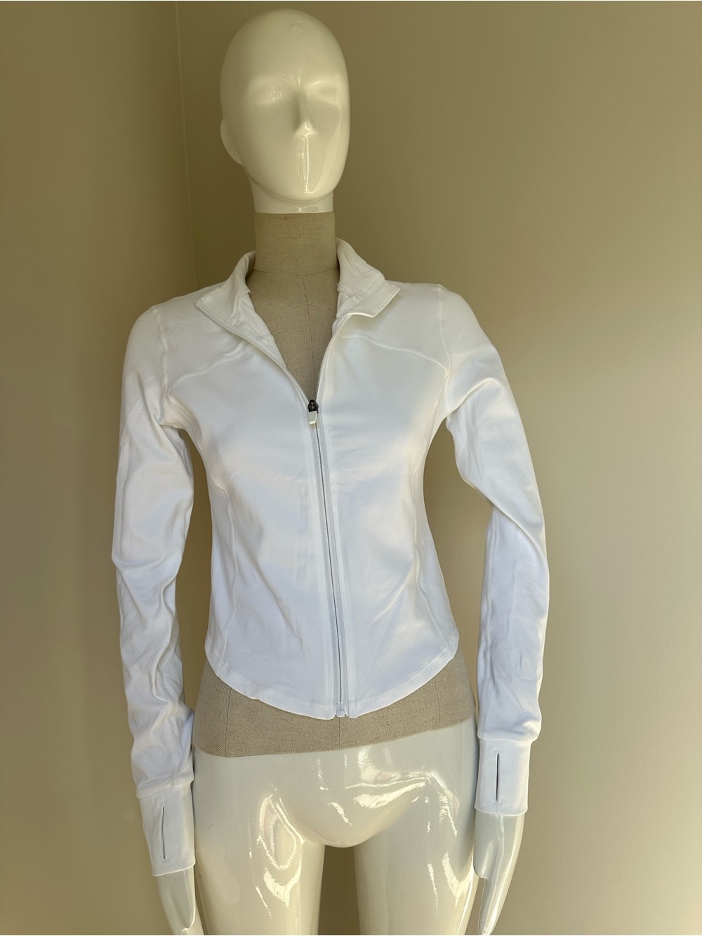 2pcs Women’s activewear zip up jackets bundle (size S)